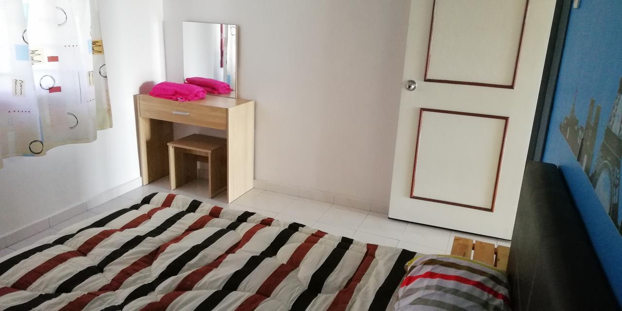 Dt Homestay With Three Room Malacca מראה חיצוני תמונה